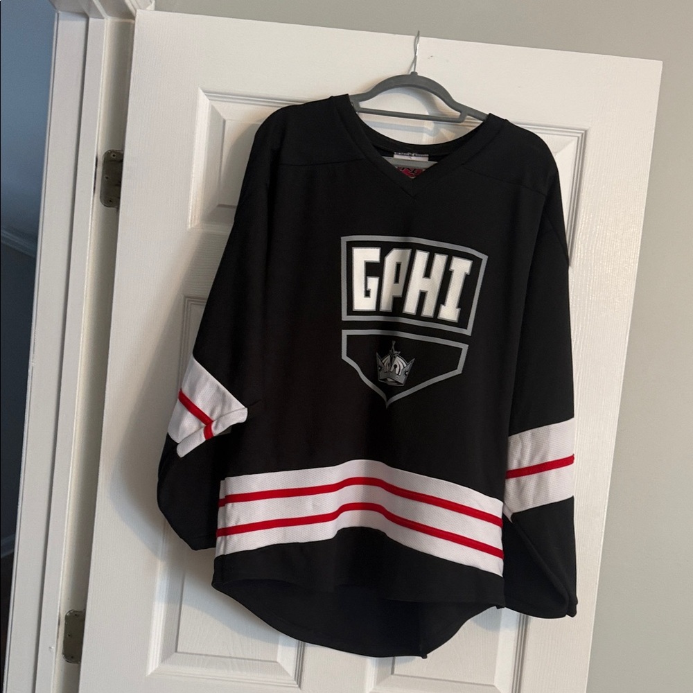 Black and White Women's Jersey Top